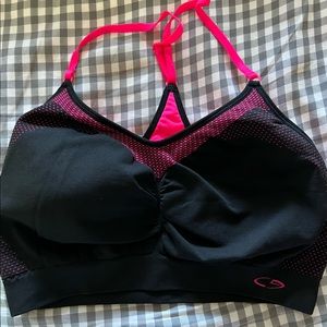 Cute Sports Bra. 2XL. Never worn!